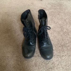 Steve Madden Combat Boots Troopa